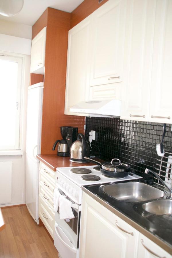 Ilona Apartments -"Home Away From Home" コトカ エクステリア 写真